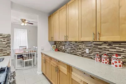 640 W 231 Street #2B, Bronx, NY 10463 - Photo 7