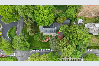 681 W 231st Street, Bronx, NY 10463 - Photo 3