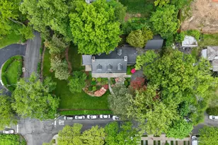 681 W 231st St, Bronx, NY 10463 - Photo 3