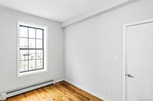 34-21 9th St, Astoria, NY 11106 - Photo 15