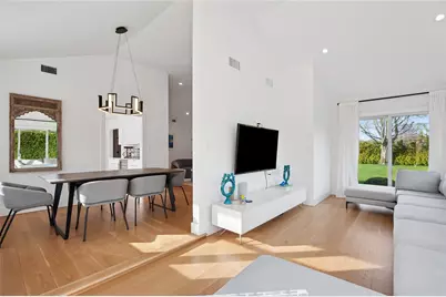 75 Saint Andrews Road, Southampton, NY 11968 - Photo 9