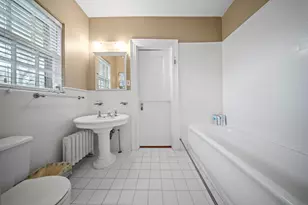 10-08 Shore Rd, Douglaston, NY 11363 - Photo 25