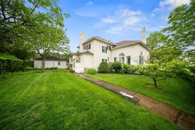 10-08 Shore Road, Douglaston, NY 11363 - Photo 39