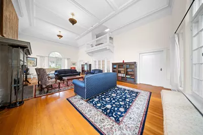 10-08 Shore Road, Douglaston, NY 11363 - Photo 9