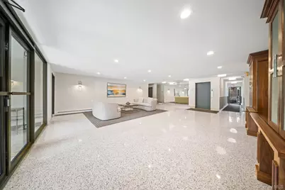 90 S Park Avenue #C7, Rockville Centre, NY 11570 - Photo 3