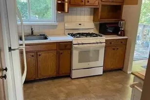 75 Selden Blvd, Centereach, NY 11720 - Photo 17