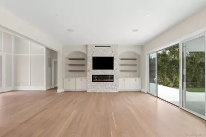 26 Pine Tree Road, Southampton, NY 11968 - Photo 7