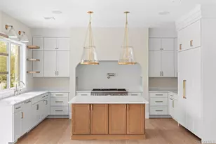 26 Pine Tree Rd, Southampton, NY 11968 - Photo 9