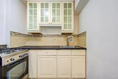 3901 Nostrand Avenue #3T, Brooklyn, NY 11235 - Photo 9