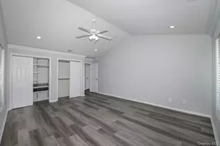 01 Overlook Dr, Farmingville, NY 11738 - Photo 7