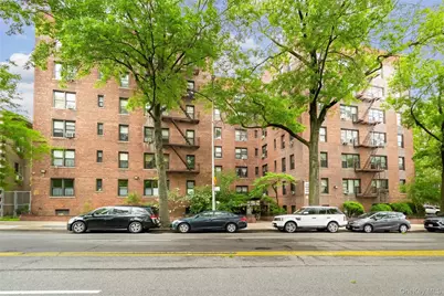 2244 Bronx Park E #1E, Bronx, NY 10467 - Photo 1