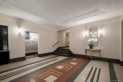 3000 Valentine Avenue #2E, Bronx, NY 10458 - Photo 9