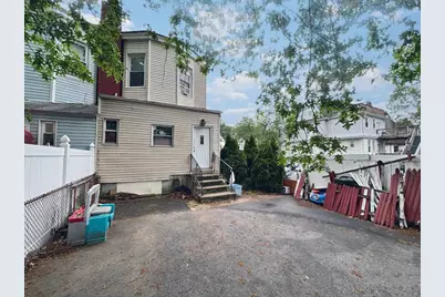 556 Van Cortlandt Park Avenue, Yonkers, NY 10705 - Photo 17