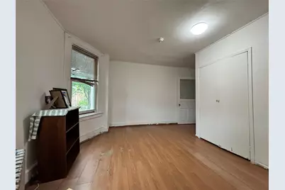 556 Van Cortlandt Park Avenue, Yonkers, NY 10705 - Photo 9