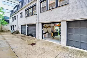 19 Barstow Rd, Great Neck, NY 11021 - Photo 11