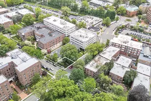 19 Barstow Rd, Great Neck, NY 11021 - Photo 3