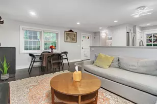 19 Barstow Rd, Great Neck, NY 11021 - Photo 21