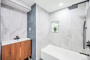 15 Superior Rd, Floral Park, NY 11001 - Photo 13