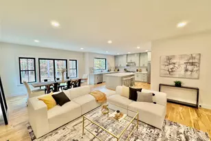 122 Dayton Ave, Manorville, NY 11949 - Photo 5