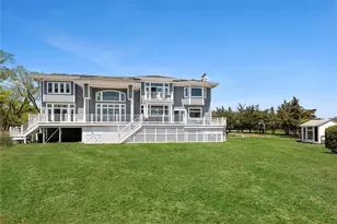 14 S Country Rd, Westhampton, NY 11977 - Photo 21