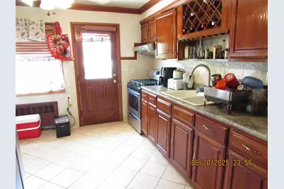 1 Cheshire Lane, Yonkers, NY 10710 - Photo 9