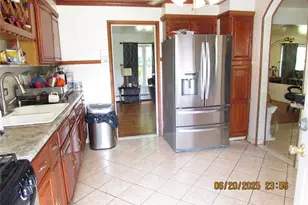 1 Cheshire Ln, Yonkers, NY 10710 - Photo 11