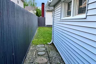 49 N Chestnut St, Beacon, NY 12508 - Photo 37