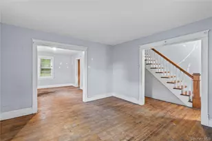 137 North St, Newburgh, NY 12550 - Photo 3