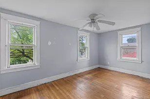 137 North St, Newburgh, NY 12550 - Photo 11