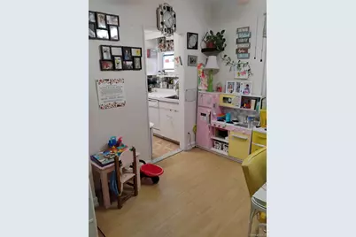 284 Central Avenue #D-6, Lawrence, NY 11559 - Photo 9