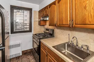 87-40 Francis Lewis Blvd, Queens Village, NY 11427 - Photo 5
