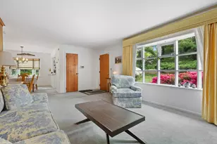 1825 Morningview Dr, Yorktown Heights, NY 10598 - Photo 5