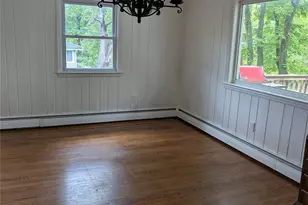 7 Sunset Dr, Yorktown Heights, NY 10598 - Photo 3