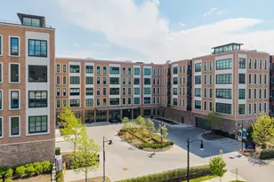 100 Garvies Point Rd, Glen Cove, NY 11542 - Photo 25