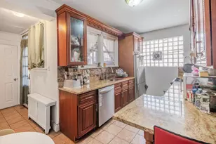 111-41 77th Ave, Forest Hills, NY 11375 - Photo 21