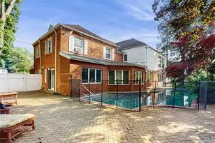 202 Broadway, Lawrence, NY 11559 - Photo 45