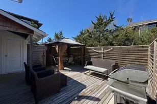 850 Evergreen Walk, Ocean Beach, NY 11770 - Photo 15