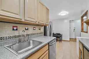 1304 Midland Ave, Yonkers, NY 10704 - Photo 11