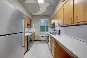 3 Alden Pl, Bronxville, NY 10708 - Photo 13