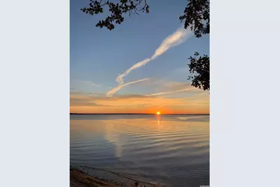 6 Lynn Court, Hampton Bays, NY 11946 - Photo 23