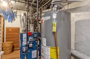 78-22 83 St, Glendale, NY 11385 - Photo 23