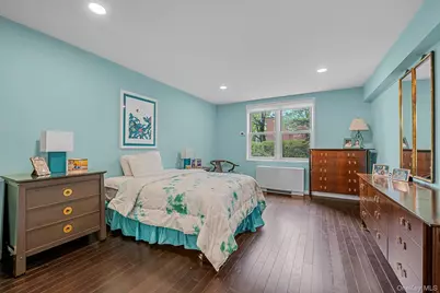 1390 Broadway #107, Hewlett, NY 11557 - Photo 9