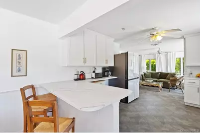 59 Wiltshire Street, Southampton, NY 11968 - Photo 19