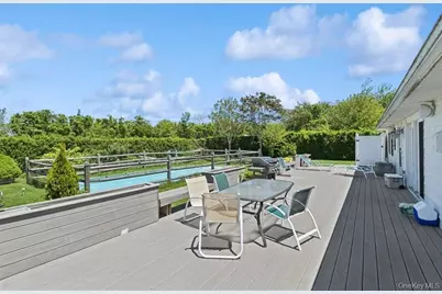 59 Wiltshire Street, Southampton, NY 11968 - Photo 5