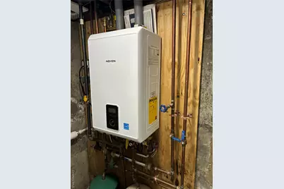 14 Chenango Drive, Bay Shore, NY 11706 - Photo 17