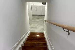 14 Chenango Dr, Bay Shore, NY 11706 - Photo 13