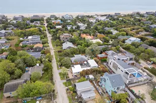 5 Champlain St, Ocean Beach, NY 11706 - Photo 3