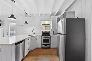 5 Champlain St, Ocean Beach, NY 11706 - Photo 11