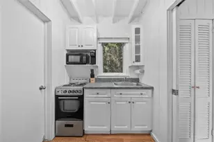 5 Champlain St, Ocean Beach, NY 11706 - Photo 25