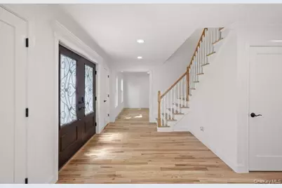 1 Miller Farms Court, Miller Place, NY 11764 - Photo 9